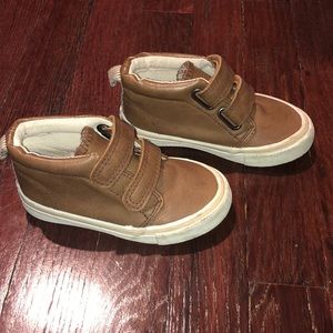 H&M Brown high top sneakers - Velcro straps - 7.5T
